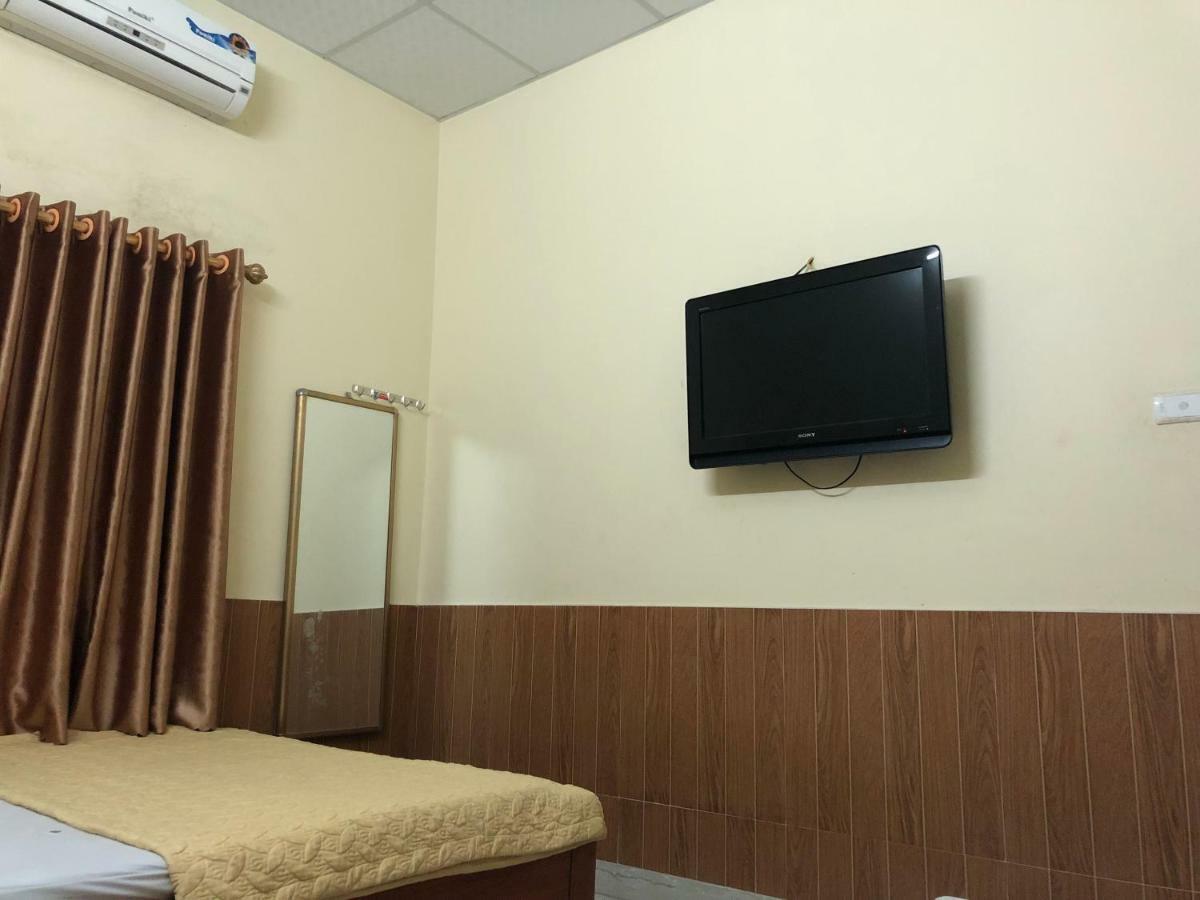 V A Motel Хайфон Экстерьер фото
